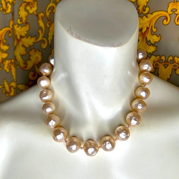 Nordstrom Jewelry - Beige pearl necklace nordstrom